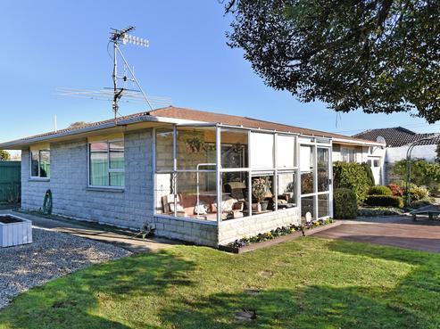 2/31 Bledisloe Avenue, Stoke