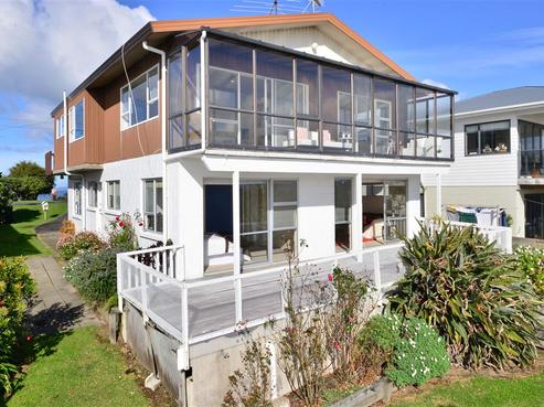 1428 Whangaparaoa Road, Army Bay
