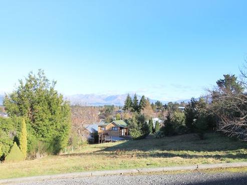 14 Chalet Crescent, Hanmer Springs