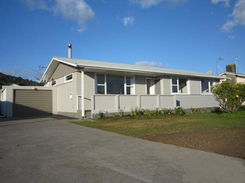 116 Centennial Avenue, Thames