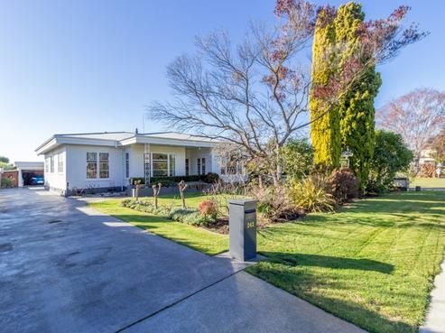 242 Mayfair Avenue, Mayfair