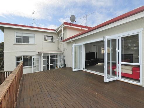 54 Korokoro Road, Korokoro