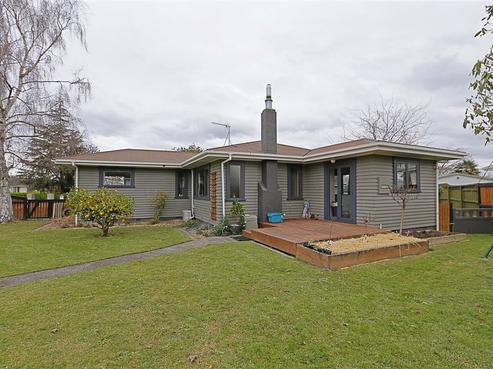 58 Montgomery Crescent, Bader