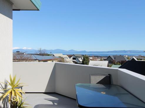 1/50 Logan Avenue, Wharewaka