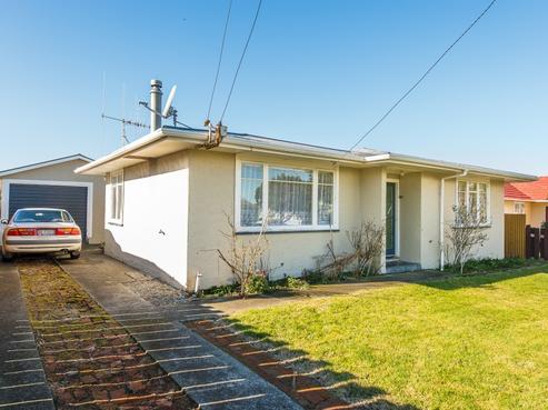 74 Thatcher Street, Castlecliff