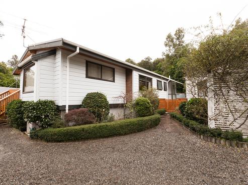 15A Kakariki Grove, Waikanae