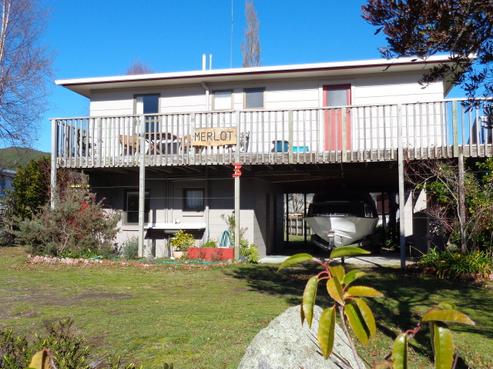 3 Irwin Place, Kinloch