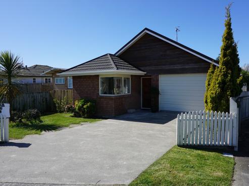 27A Eatwell Avenue, Paraparaumu Beach