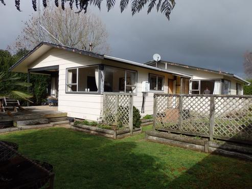 17 Moore Street, Leamington
