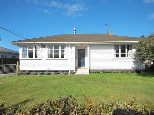 8 Surrey Street, Solway