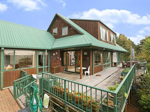 1055 Scenic Drive North, Swanson