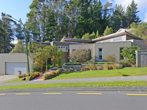 3 Sylvan Way, Silverstream
