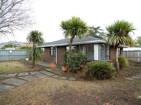 2/184A Rocking Horse Road, Southshore