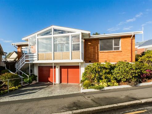 250 Highgate, Roslyn