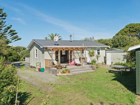 28 Blue Pacific Parade, Riversdale Beach