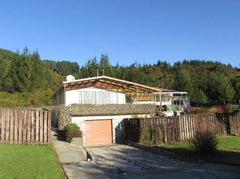 19 Grey Road, Reefton