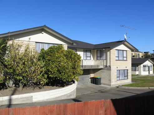 27 Craigie Avenue, Parkside