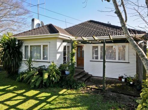 59 Enderley Avenue, Enderley
