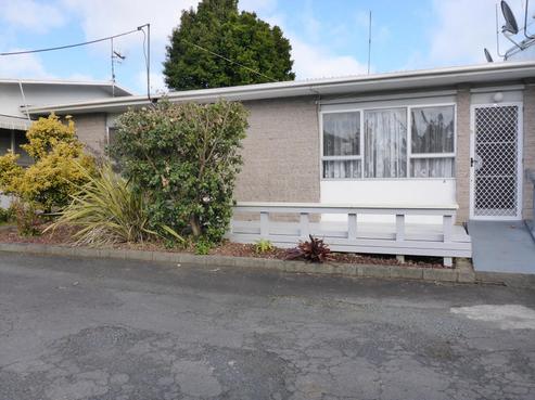 2/18 Otaika Road, Woodhill
