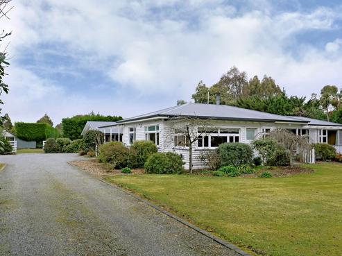 1597 West Coast Road, Kirwee
