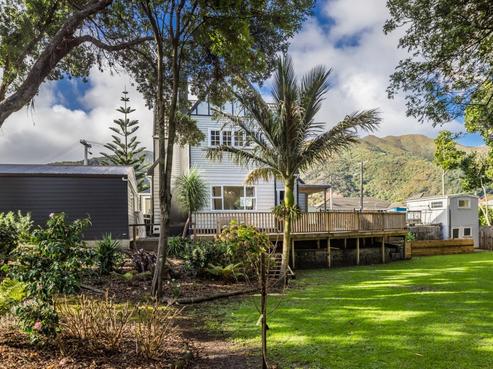 2 Hinemoa Street, Waiwhetu