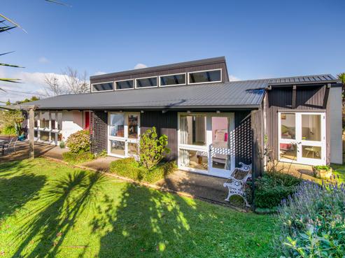 18 Watea Road, Torbay