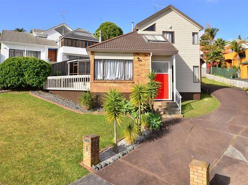 8 Tenbless Court, Unsworth Heights