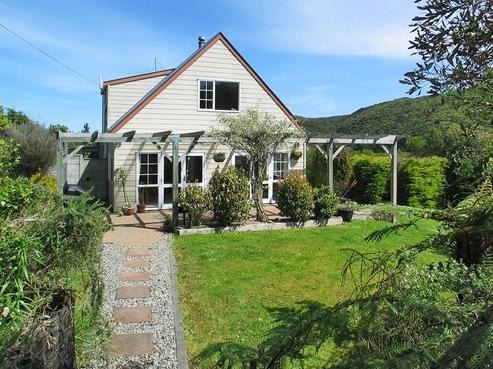 2A Mount Cecil Road, Moonshine Valley