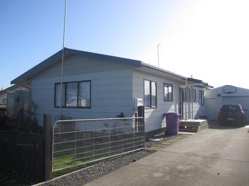 66A Atkinson Avenue, Otaki Beach