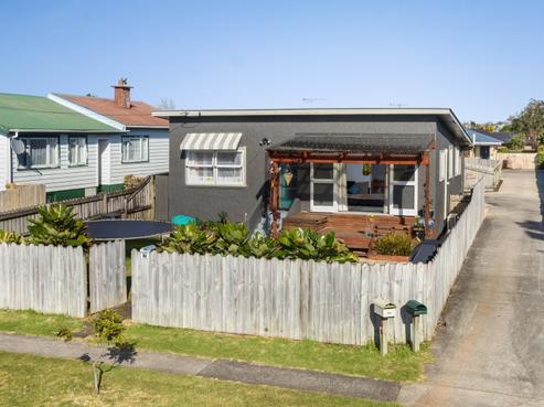84 Helvetia Road, Pukekohe