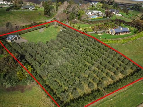 48 Strome Road, Taradale
