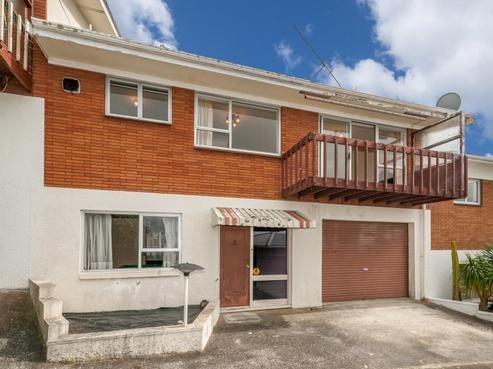 3/205 Onewa Road, Birkenhead