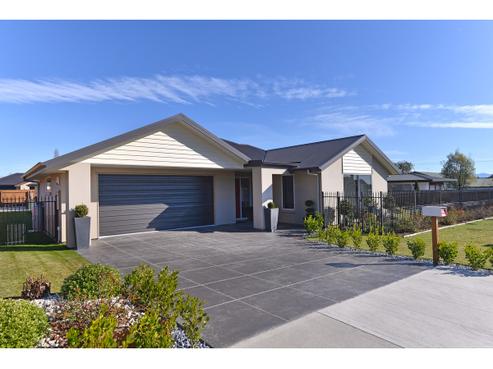 98 Champion Road, Richmond