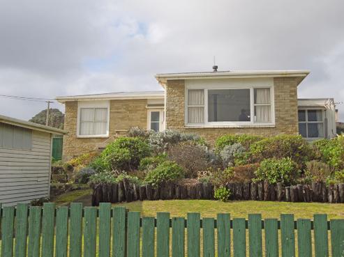 5 Point Road, Mokau