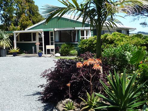 42 Manning Street, Rawene