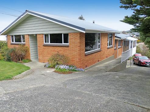 12 Alexander Street, Abbotsford