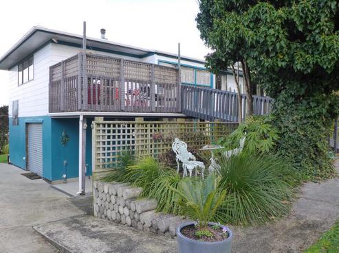 1A View Road, Hikurangi