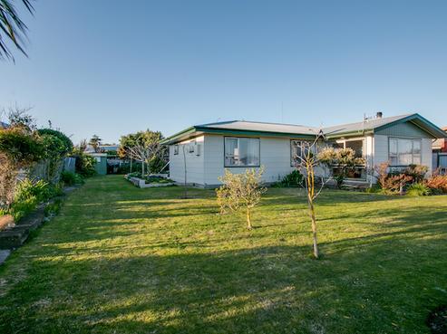 100 Tait Drive, Greenmeadows