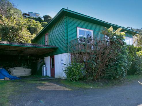 858 Wily Terrace, Acacia Bay