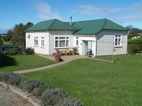 19 Mcleods Road, Deborah