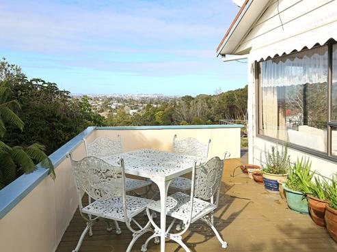 49 Sunset Road, Totara Vale