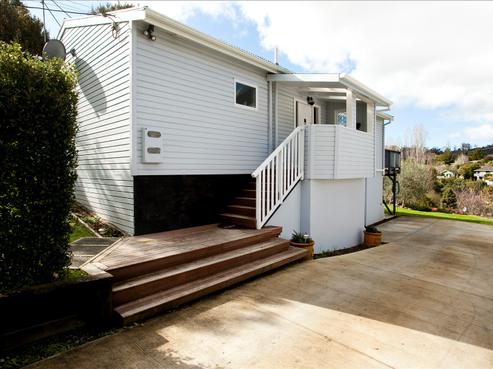 52 Stillwater Crescent, Stillwater