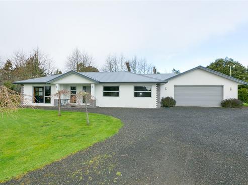 6 Becklands Place, Inglewood