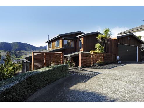 26 Austen Ward Heights, Enner Glynn