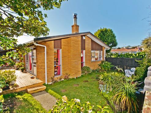 77 Velma Road, Hillcrest