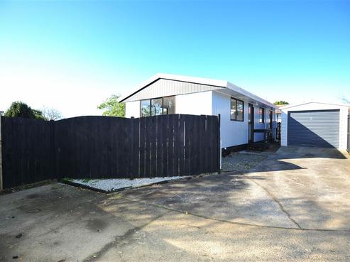 18 Marinich Drive, Ranui
