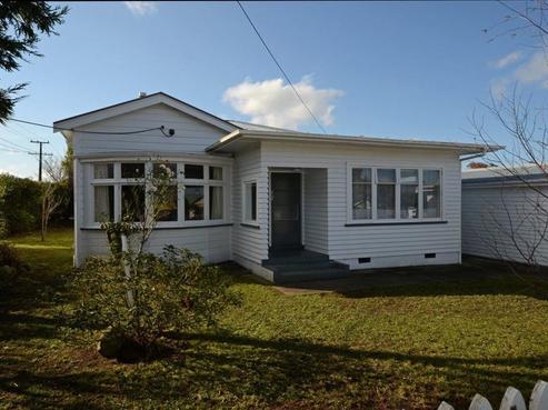 65 Bell Street, Featherston