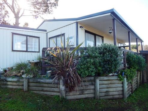 26 Whangaimoana Beach Road, Pirinoa