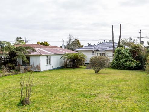 12 Cowling Road, Hurdon