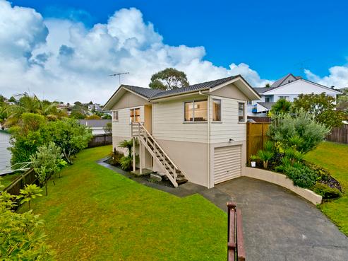4 Tetrarch Place, Totara Vale